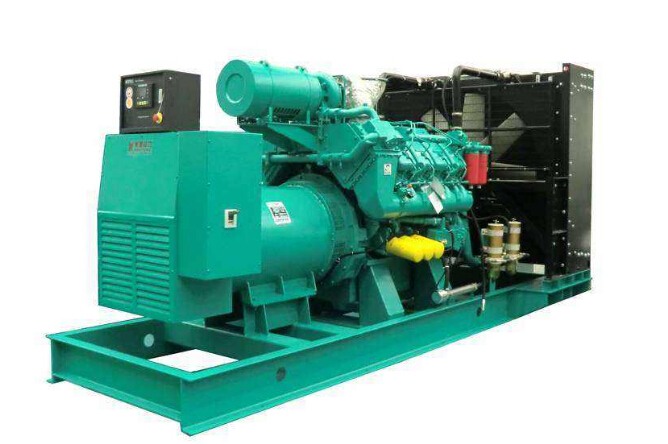 额尔古纳科克300kw大型柴油发电机组
